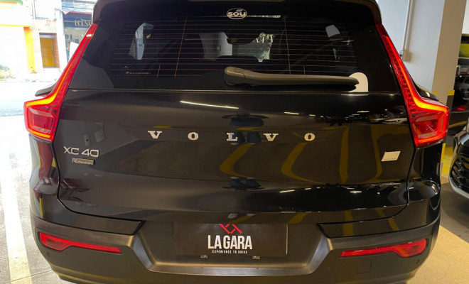 Volvo XC 40 T-5 R-Design 1.5 FWD Híbrido 2021-2