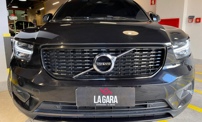 Volvo XC 40 T-5 R-Design 1.5 FWD Híbrido 2021-1