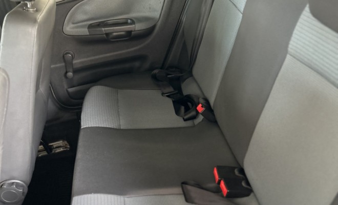 VW - VolksWagen Gol (novo) 1.0 Mi Total Flex 8V 4p 2012 Flex-14