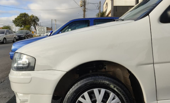 VW - VolksWagen Gol (novo) 1.0 Mi Total Flex 8V 2p 2013 Flex-18
