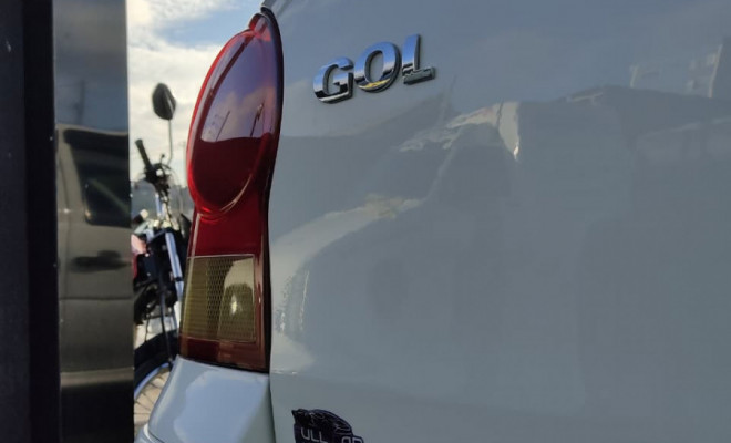 VW - VolksWagen Gol (novo) 1.0 Mi Total Flex 8V 2p 2013 Flex-13