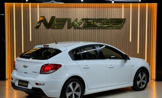 GM - Chevrolet CRUZE HB Sport LT 1.8 16V FlexP. 5p Aut 2013 Flex-0