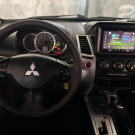 Mitsubishi Pajero DAKAR 3.2 4x4 T.I. Dies. 5p Aut. 2010 Diesel-6