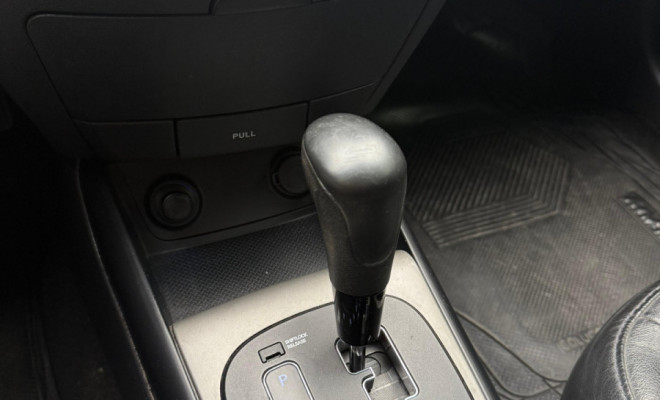 Hyundai i30 2.0 16V 145cv 5p Aut. 2011 Gasolina-12
