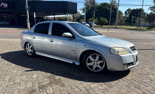 GM - Chevrolet Astra Sed. Advant. 2.0 8V MPFI FlexP. 4p 2009 Flex