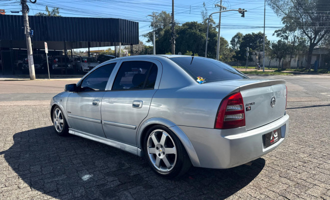 GM - Chevrolet Astra Sed. Advant. 2.0 8V MPFI FlexP. 4p 2009 Flex-2