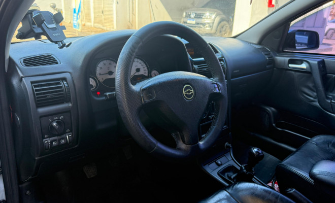 GM - Chevrolet Astra Sed. Advant. 2.0 8V MPFI FlexP. 4p 2009 Flex-5