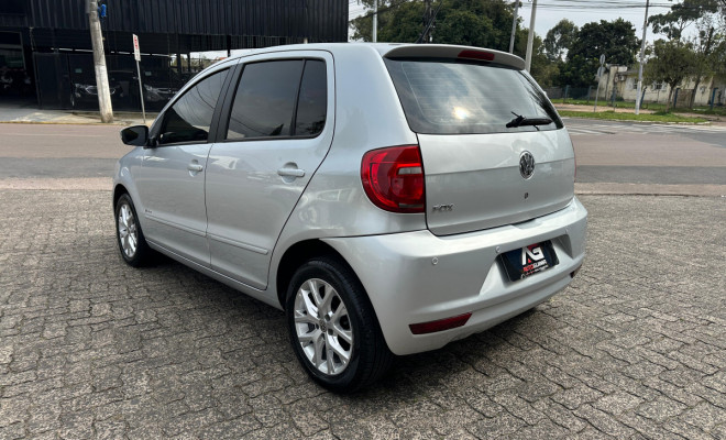 VW - VolksWagen Fox 1.0 Mi Total Flex 8V 5p 2013 Flex-2