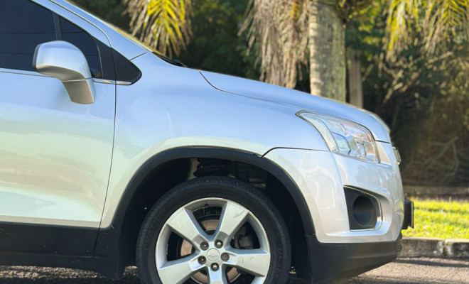 GM - Chevrolet TRACKER LTZ 1.8 16V Flex 4x2 Aut. 2014 Flex-12