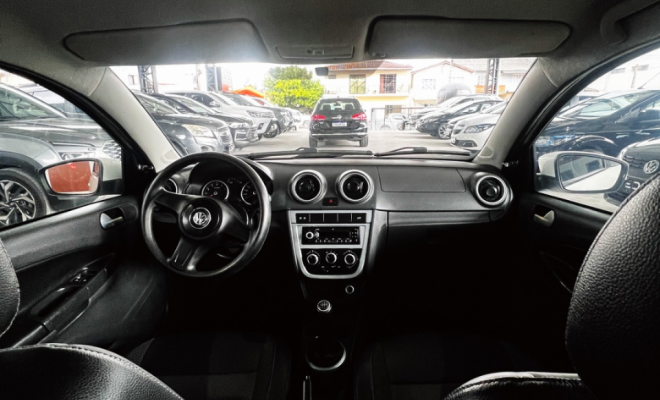 VW - VolksWagen Gol (novo) 1.0 Mi Total Flex 8V 4p 2013 Flex-5