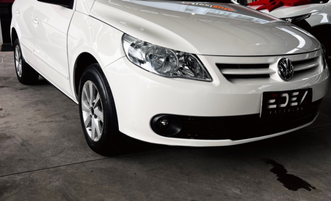 VW - VolksWagen Gol (novo) 1.0 Mi Total Flex 8V 4p 2013 Flex-4