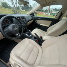 VW - VolksWagen JETTA Comfortline 2.0  8V 4p AUT. 2011 Flex-10