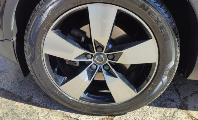 Volvo XC 40 T-5 MOMENTUM 2.0 252cv AWD 2019 Gasolina-16