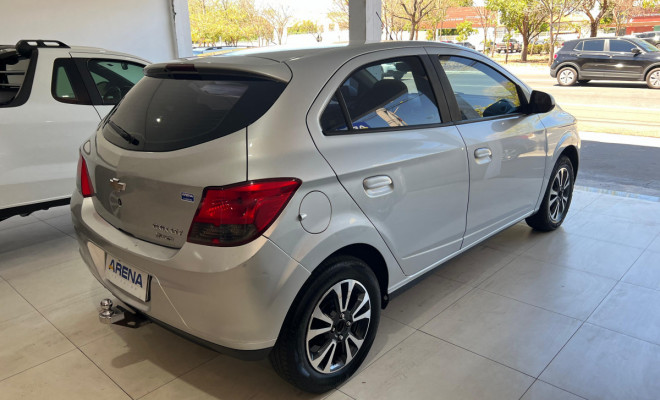 GM - Chevrolet ONIX HATCH LTZ 1.4 8V FlexPower 5p Aut. 2015 Flex-2