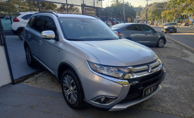 Mitsubishi OUTLANDER 3.0/ GT 3.0 V6 Aut. 2016 Gasolina-0