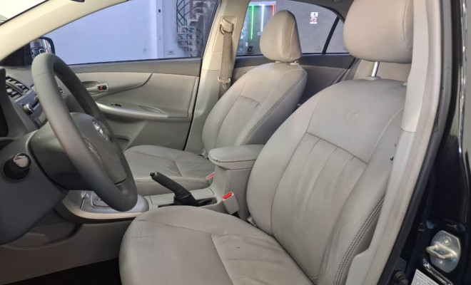 Toyota Corolla GLi 1.8 Flex 16V Aut. 2011 Flex-17