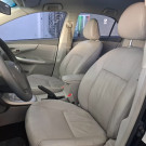 Toyota Corolla GLi 1.8 Flex 16V Aut. 2011 Flex-17