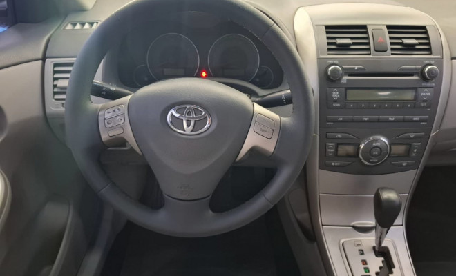 Toyota Corolla GLi 1.8 Flex 16V Aut. 2011 Flex-24