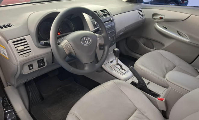 Toyota Corolla GLi 1.8 Flex 16V Aut. 2011 Flex-21