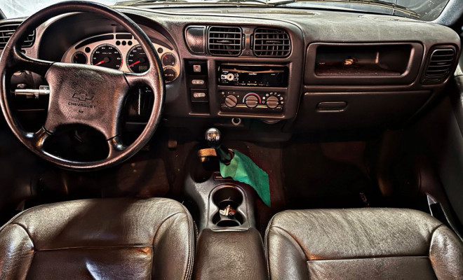 GM - Chevrolet S10 Blazer Advant. 2.4/2.4 MPFI F.Power 2008 Gasolina-6