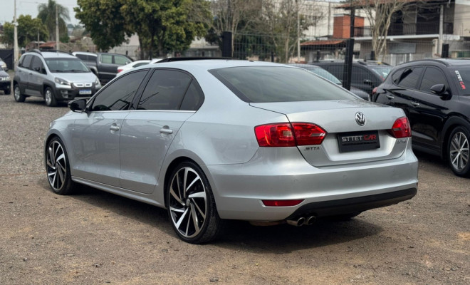 VW - VolksWagen JETTA Comfortline 2.0 T.Flex 8V 4p Tipt. 2012 Flex-2