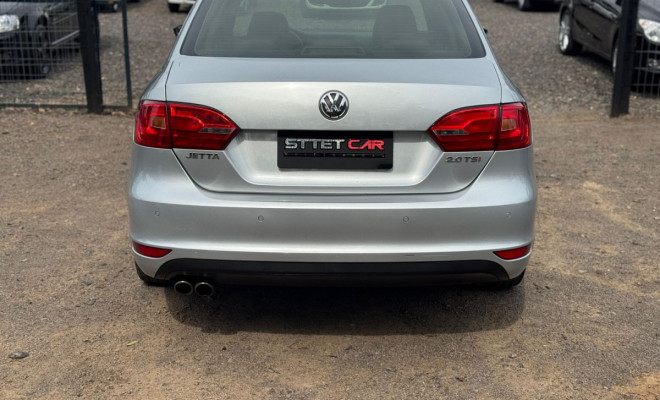 VW - VolksWagen JETTA Comfortline 2.0 T.Flex 8V 4p Tipt. 2012 Flex-4