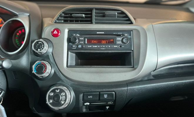 Honda Fit LX 1.4/ 1.4 Flex 8V/16V 5p Aut. 2009 Flex-7