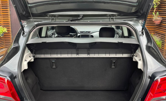 GM - Chevrolet ONIX HATCH LT 1.4  Aut. 2019 Flex  Conforto e Economia-8