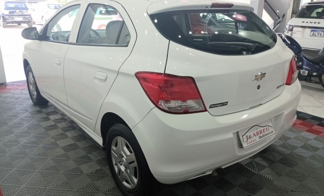 GM - Chevrolet ONIX HATCH LT 1.0 8V FlexPower 5p Mec. 2015 Flex-2