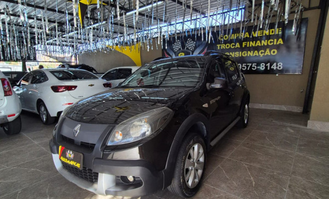 Renault SANDERO STEPWAY Hi-Power 1.6 8V 5p 2014 Flex