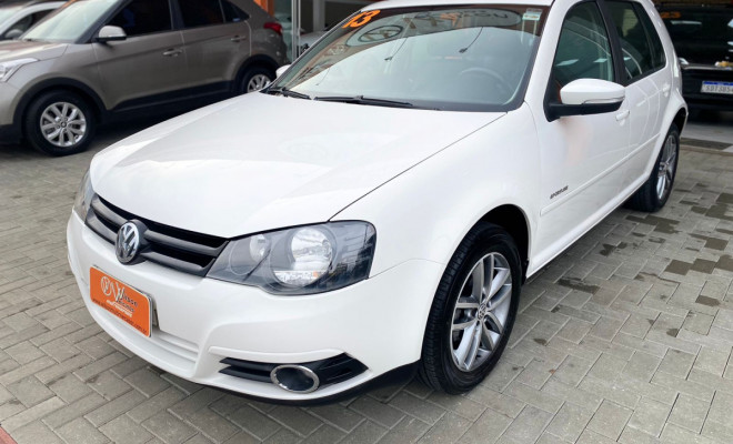 VW - VolksWagen Golf Sportline 1.6 Mi Total Flex 8V 4p 2013 Flex