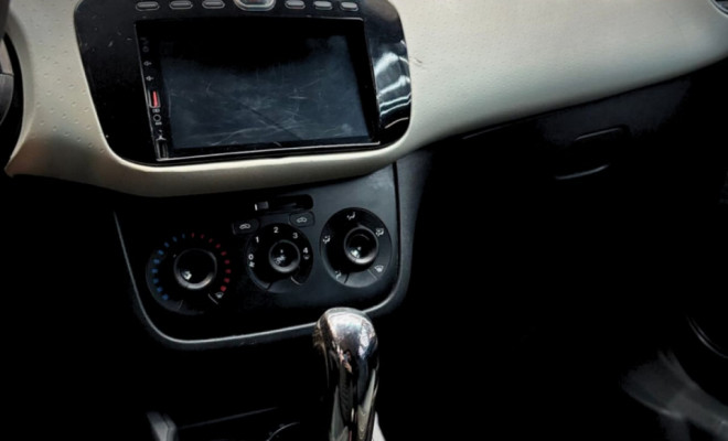 Fiat Punto ESSENCE Dualogic 1.6 Flex 16V 5p 2014 Flex-5