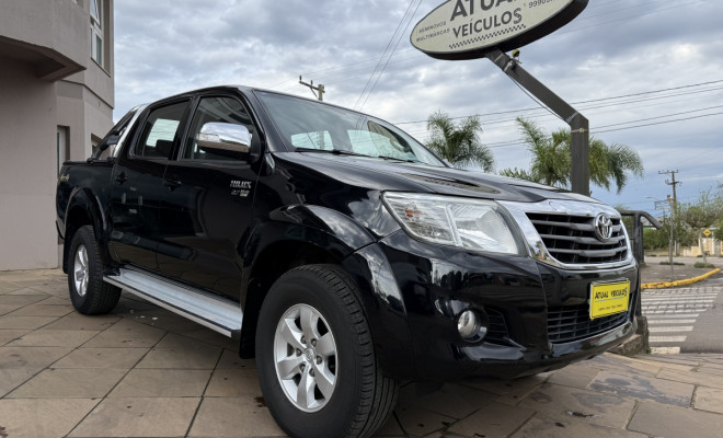 Toyota Hilux CD SRV 4x4 2.7 Flex 16V Aut. 2015 Flex