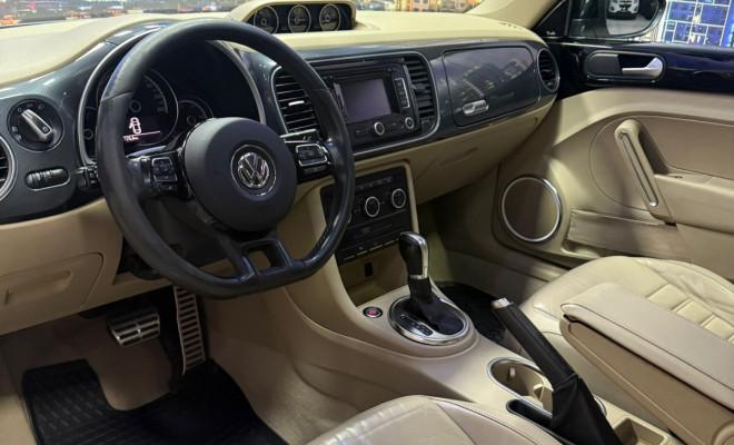 VW - VolksWagen Fusca 2.0 TSI 16V Aut. 2013 Gasolina-3