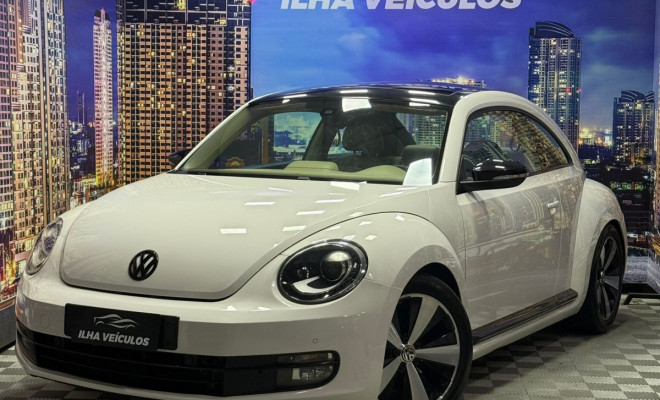 VW - VolksWagen Fusca 2.0 TSI 16V Aut. 2013 Gasolina