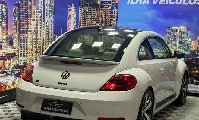 VW - VolksWagen Fusca 2.0 TSI 16V Aut. 2013 Gasolina-11