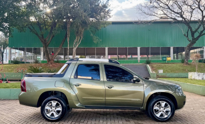Renault DUSTER OROCH Dyna. 2.0 Flex 16V Mec. 2016 Flex-11