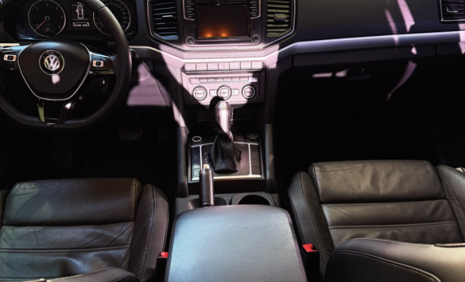 VW - VolksWagen AMAROK Hig. Extreme CD 2.0 4x4 Dies. Aut 2017 Gasolina-3