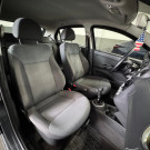 VW - VolksWagen Gol (novo) 1.0 Mi Total Flex 8V 4p 2011 Flex