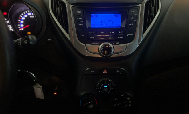 Hyundai HB20S C.Style/C.Plus1.6 Flex 16V Aut. 4p 2015 Flex-8