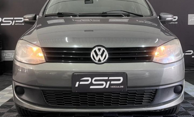 VW - VolksWagen Fox 1.0 Mi Total Flex 8V 3p 2011 Flex