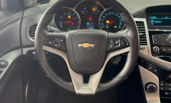 GM - Chevrolet CRUZE LT 1.8 16V FlexPower 4p Aut. 2016 Flex-4
