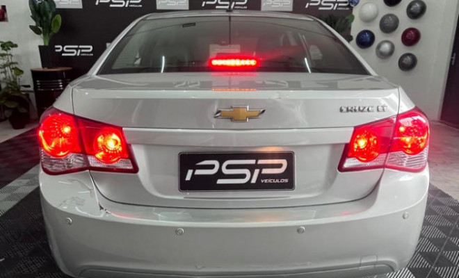 GM - Chevrolet CRUZE LT 1.8 16V FlexPower 4p Aut. 2016 Flex-2