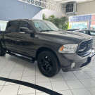 RAM CLASSIC LARAMIE NIGHT ED. 5.7 4X4 Aut. 2023 Gasolina-1