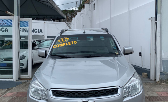 GM - Chevrolet S10 P-Up Advant. 2.4/2.4 MPFI F.Power CD 2016 Gasolina-1