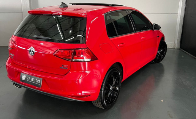 VW - VolksWagen Golf Comfortline 1.4 TSI 140cv Aut. 2014 Gasolina-5
