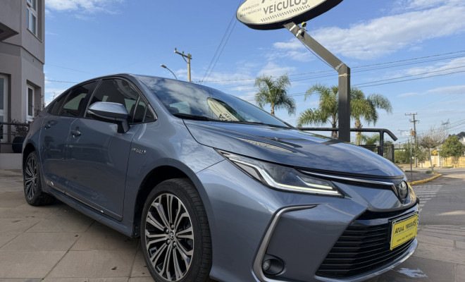 Toyota Corolla Altis Prem. Hybrid 1.8 Aut 2020 Flex