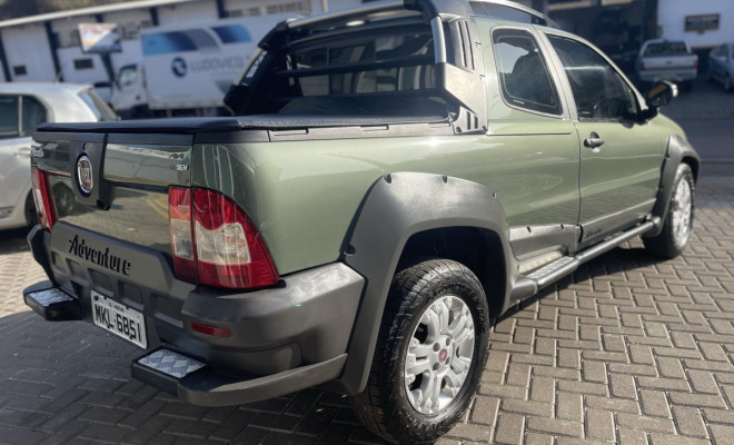 Fiat Strada Adventure1.8/ 1.8 LOCKER Flex CD 2012 Flex-1