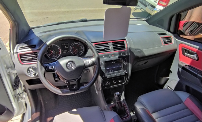 VW - VolksWagen Fox PEPPER 1.6 Flex 16V 5p 2018 Flex-5