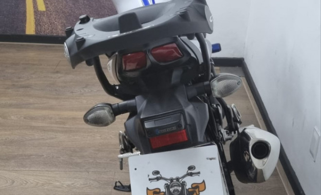 SUZUKI SV650 2020 Gasolina-10